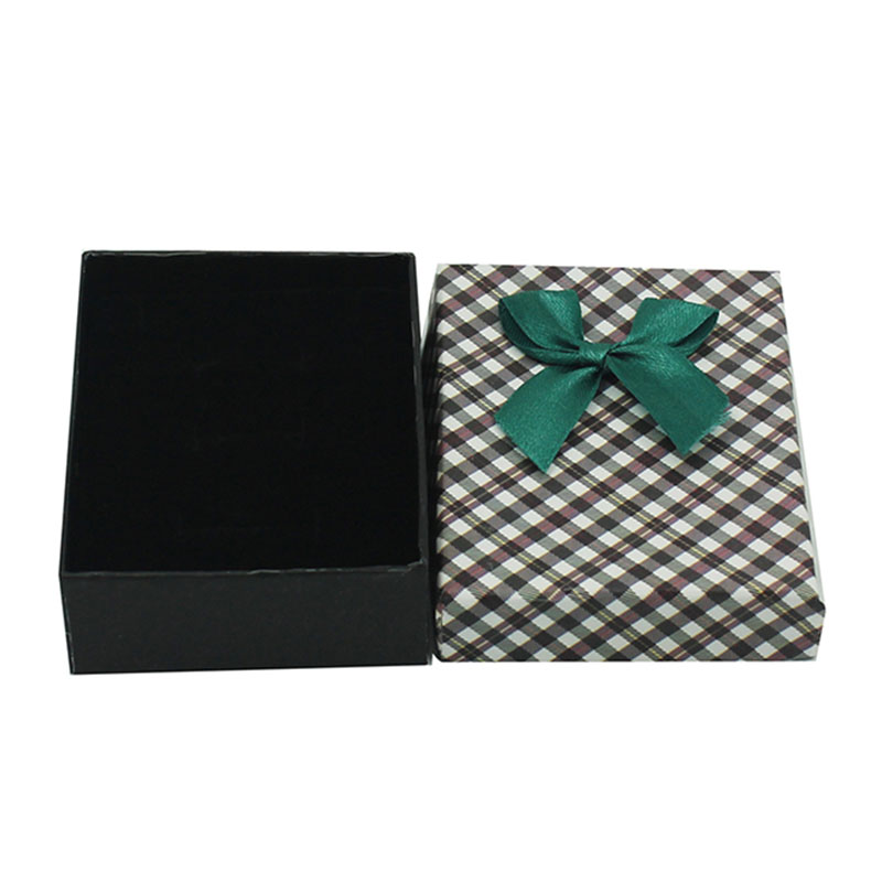 Luxury Cardboard Paper Gift Box with Ribbon Printed Packaging Paper Jewelry Box